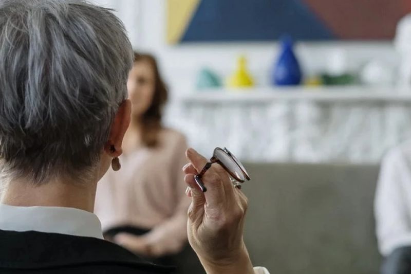 Cómo abordar la infidelidad sexual desde la terapia