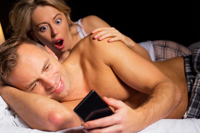 ¿Es normal que mi pareja mire pornografía Lo que dice la psicología ¿Es normal que mi pareja mire pornografía Lo que dice la psicología