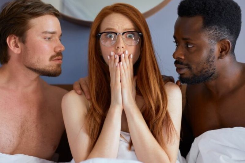 ¿Es normal que mi pareja tenga fantasías que me incomodan